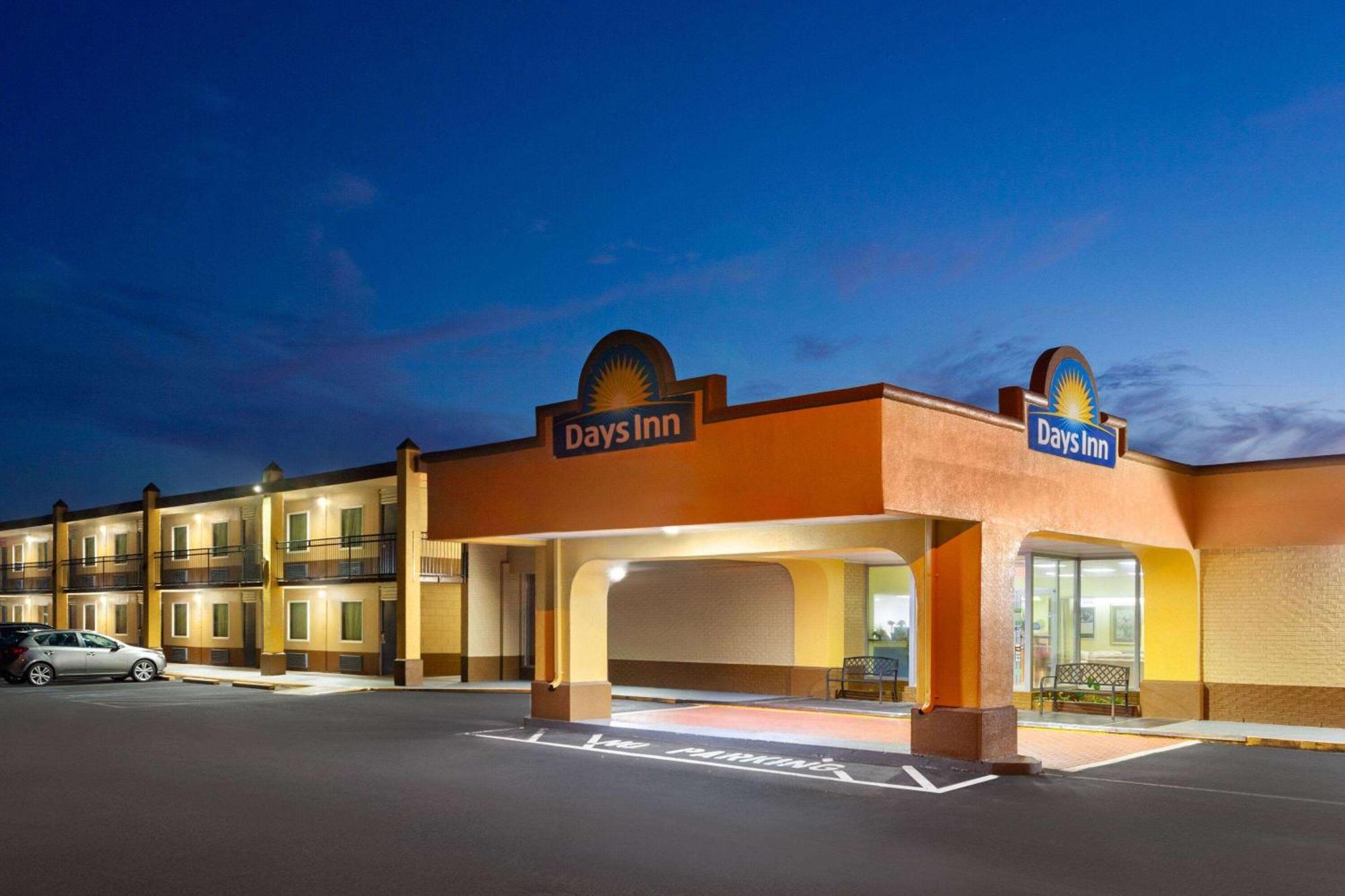Days Inn By Wyndham Shelby Extérieur photo