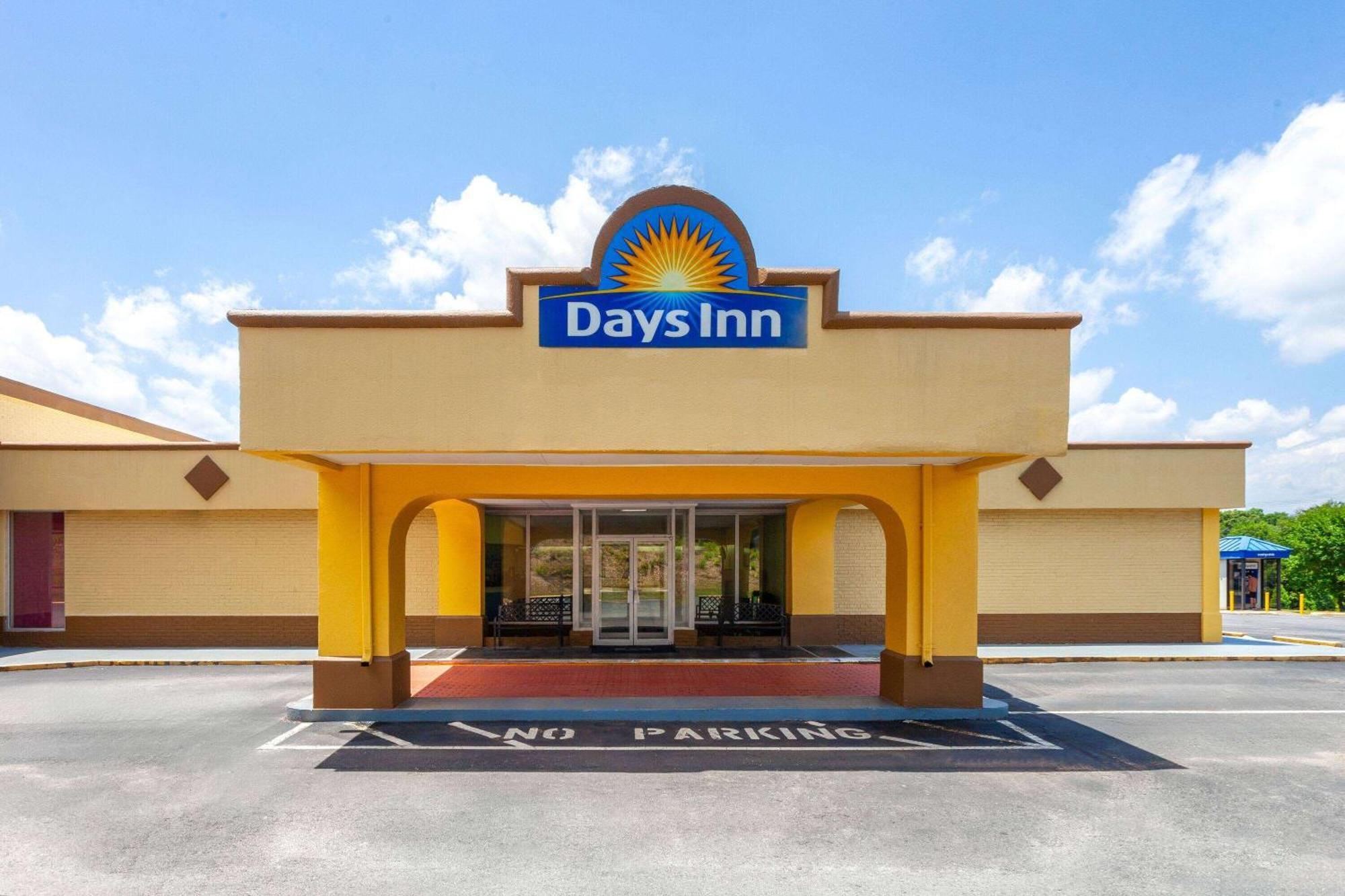 Days Inn By Wyndham Shelby Extérieur photo