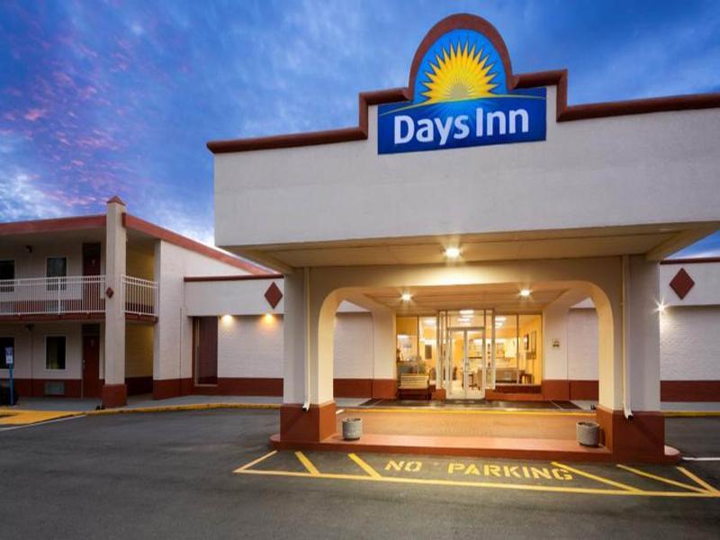 Days Inn By Wyndham Shelby Extérieur photo