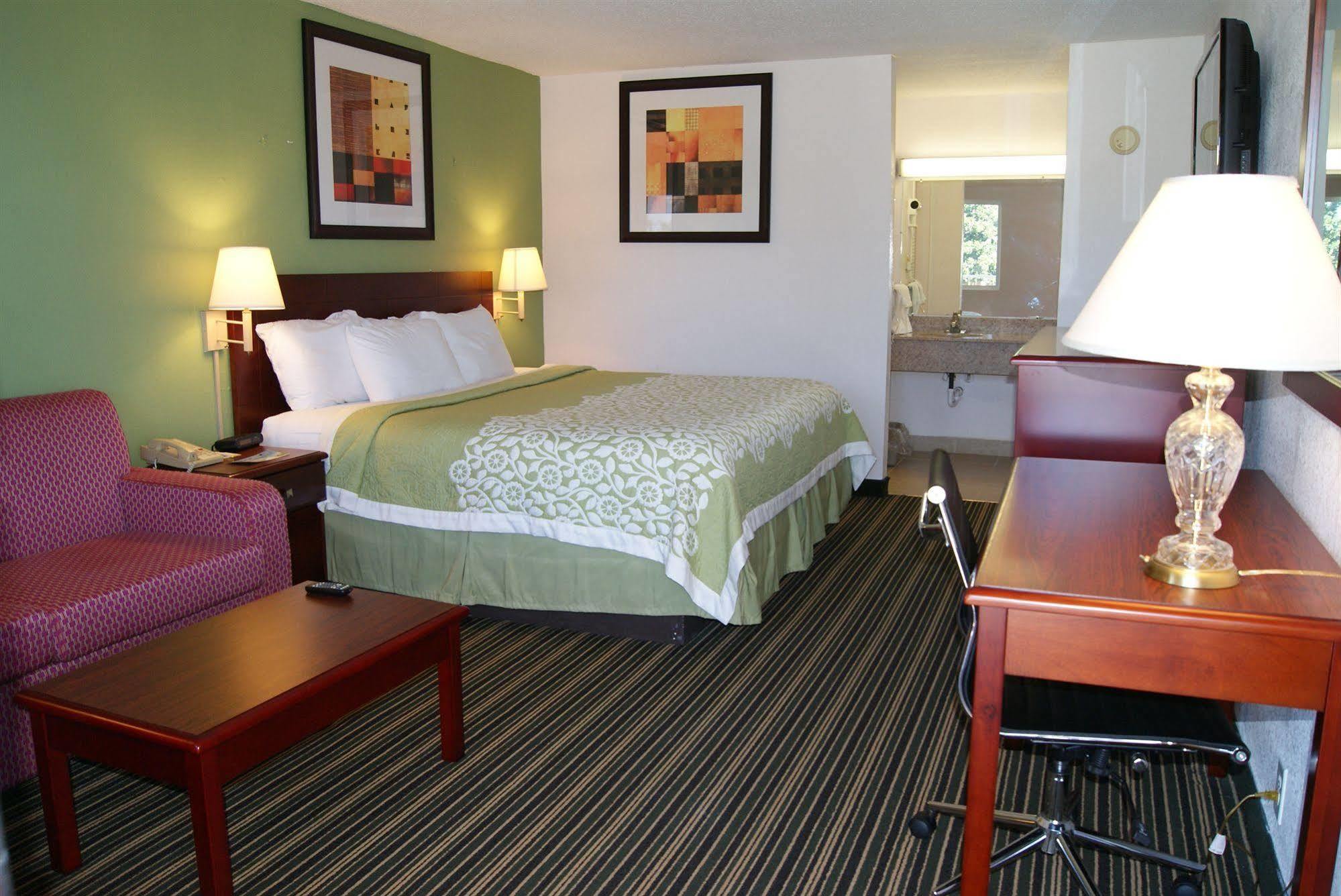 Days Inn By Wyndham Shelby Extérieur photo